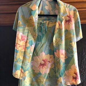 Tommy Bahama 2 piece Skirt & Blouse-silk set.